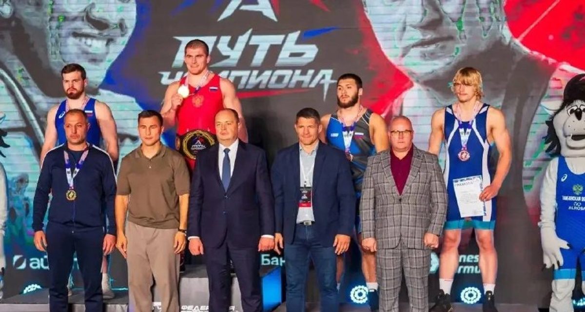 Химкинский борец взял серебро на турнире, уступив в финале олимпийскому чемпиону